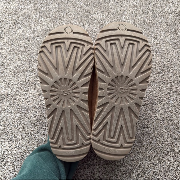 UGG Tasman Suede Slippers - Picture 7 of 8